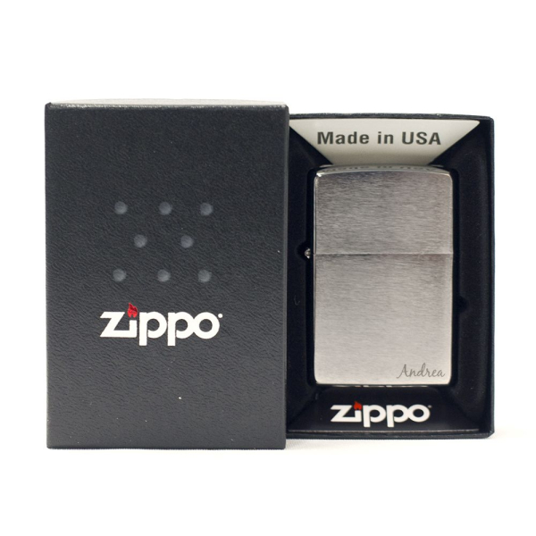 Zippo® med personligt namn Zippo® med personligt namn
