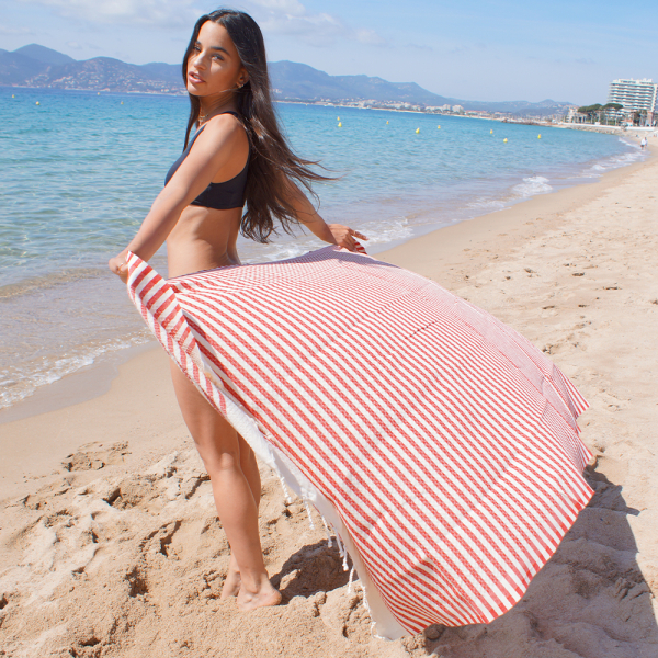 Personlig traditionell fouta med ränder Personlig traditionell fouta med ränder