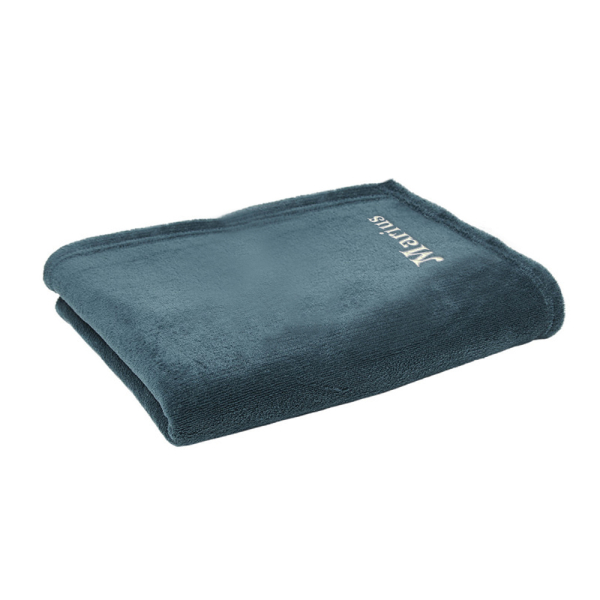 Mjuk pläd med broderat namn Mjuk pläd med broderat namn