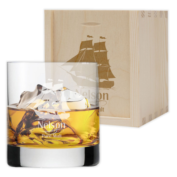Graverat whiskyglas Höga Havet Graverat whiskyglas Höga Havet