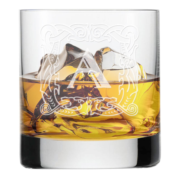 Whiskyglas graverat med initial Whiskyglas graverat med initial
