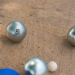 Set med 3 personliga pétanquekulor för en födelsedag Set med 3 personliga pétanquekulor för en födelsedag